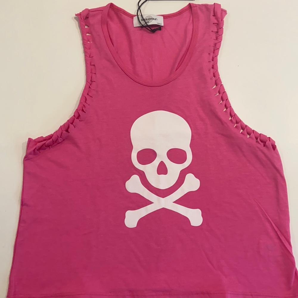 Soulcycle medium bright pink scull pattern tank